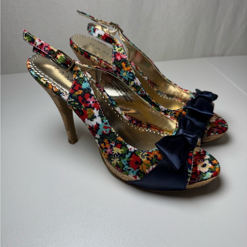 Rampage Navy Floral Platform Heels 6.5